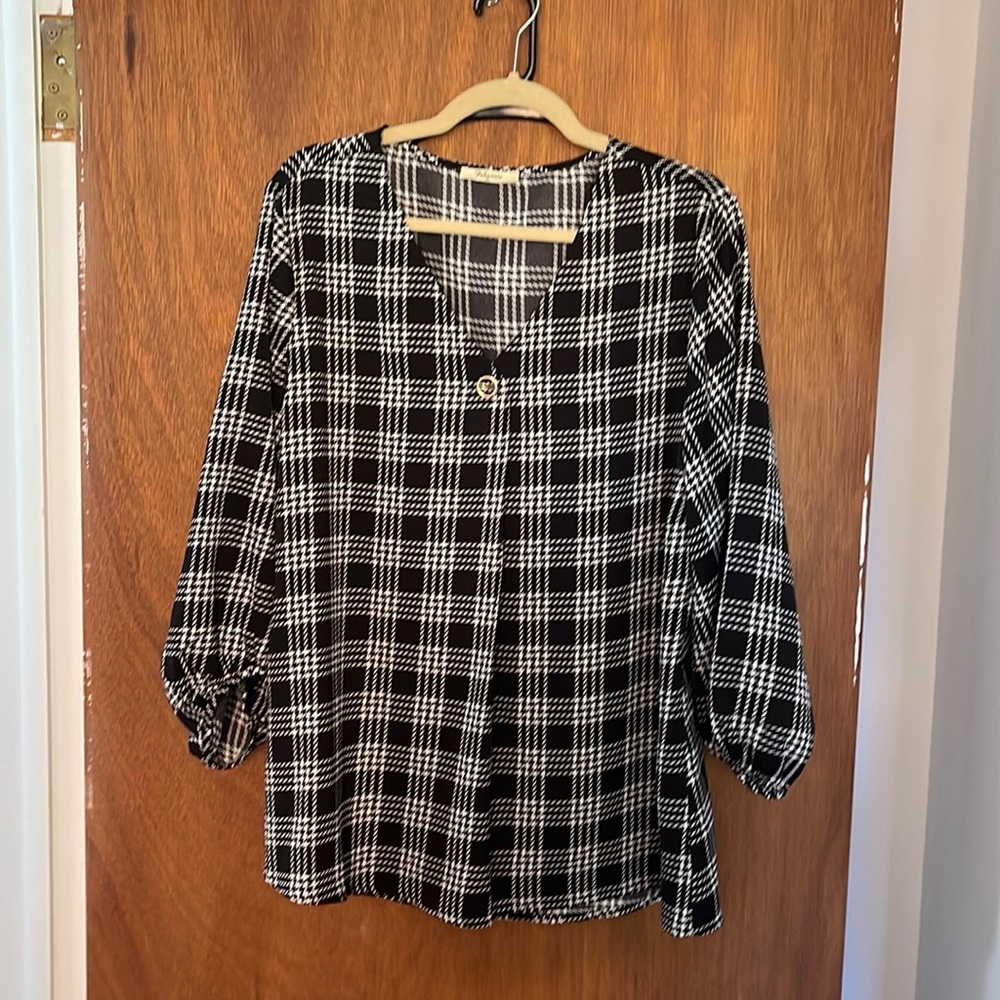 Women’s blouse